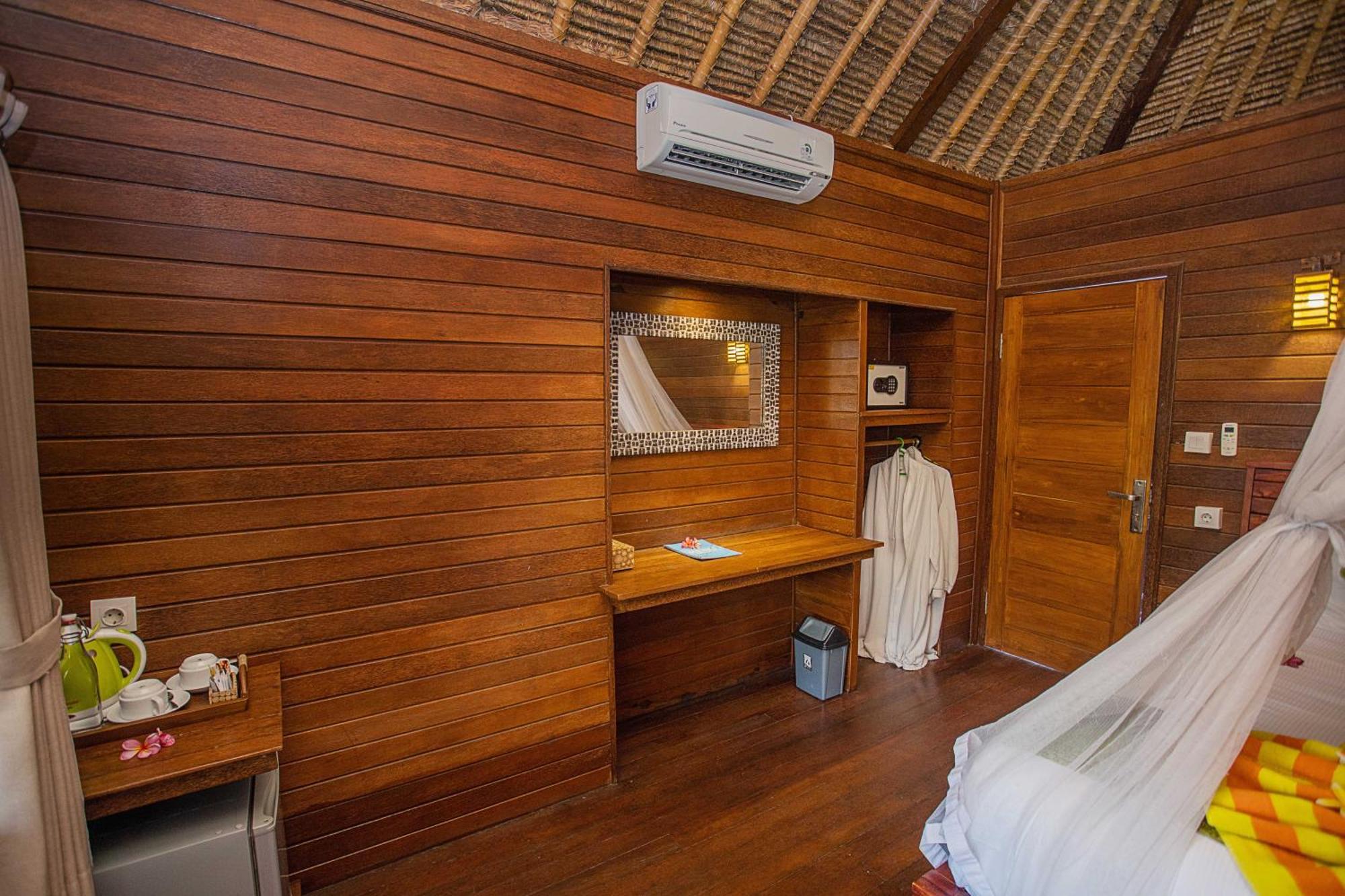 Lembongan Mantra Huts Hotel Екстериор снимка