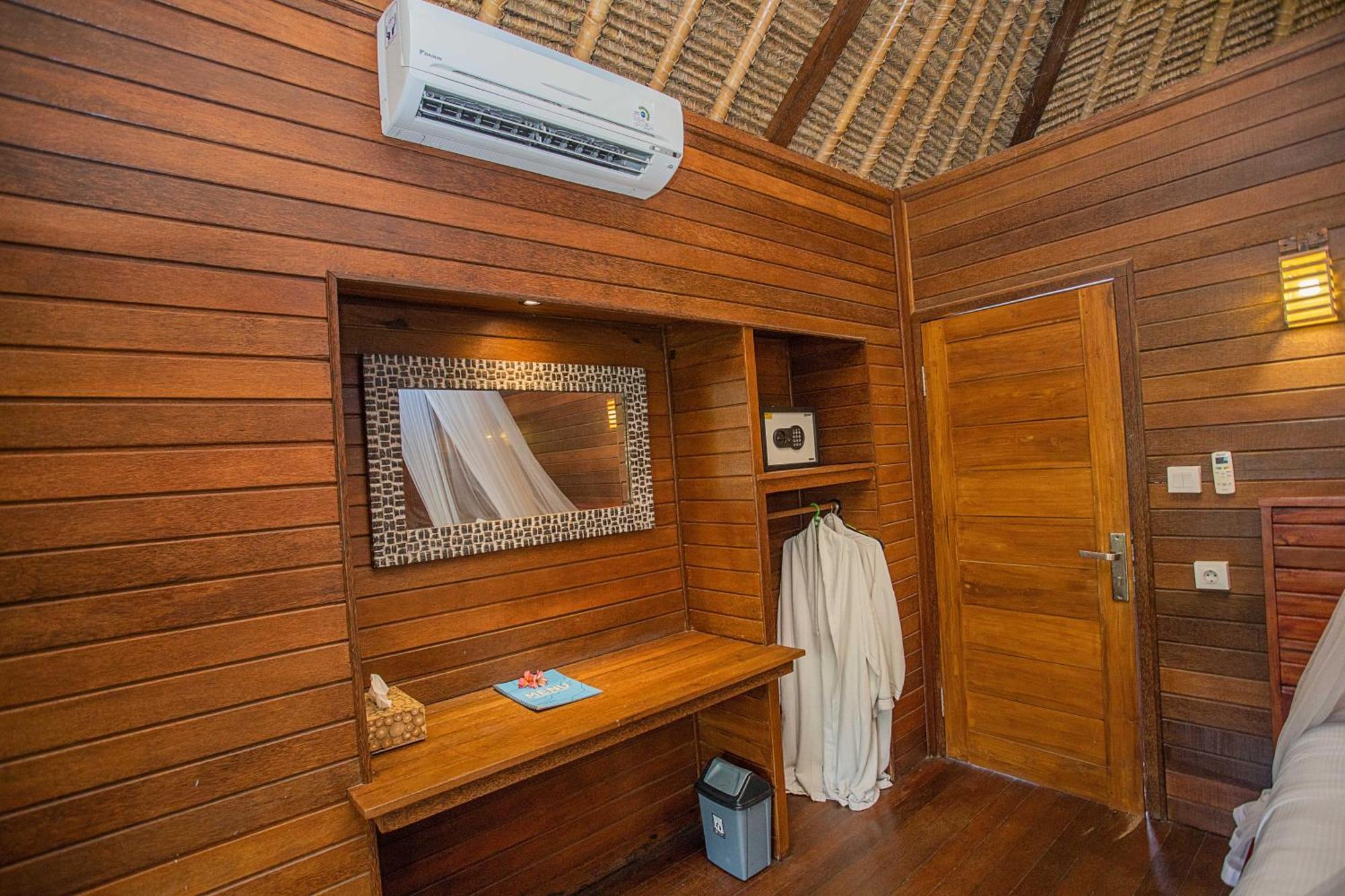 Lembongan Mantra Huts Hotel Екстериор снимка